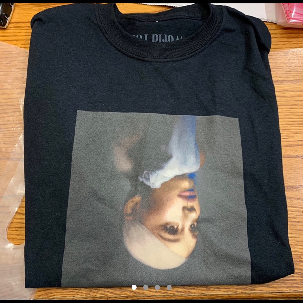 Ariana grande sweetener tour shirt